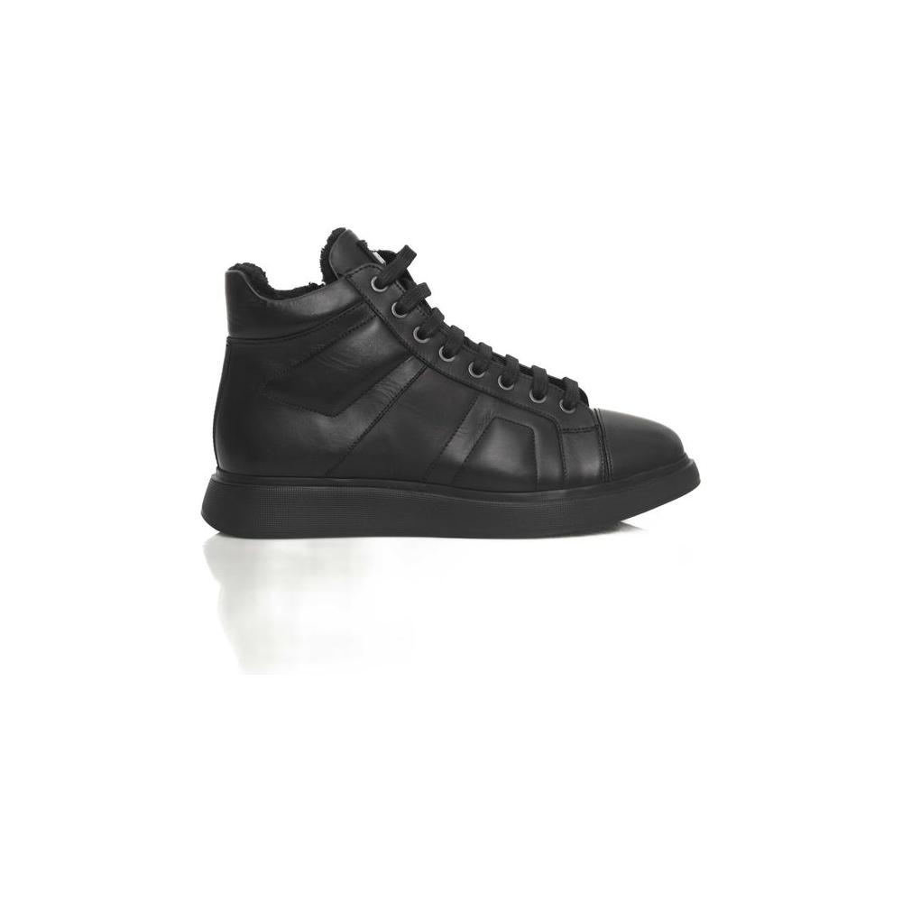 Black COW Leather Sneaker