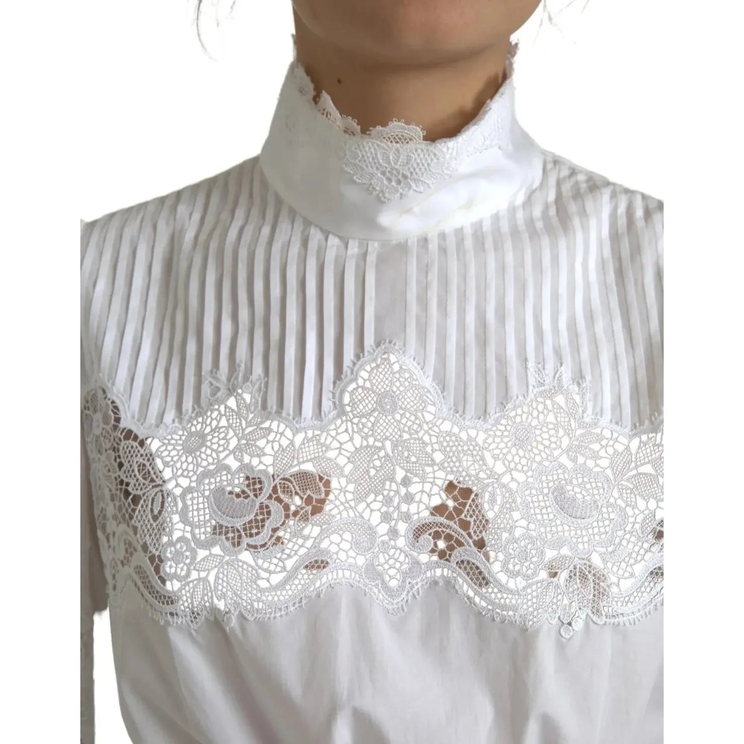 White Cotton Lace Trim Turtle Neck Top Blouse