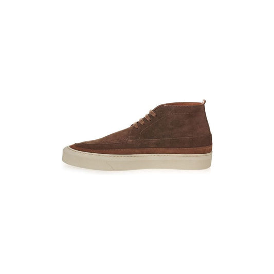 Elegant Suede Sneakers in Rich Brown