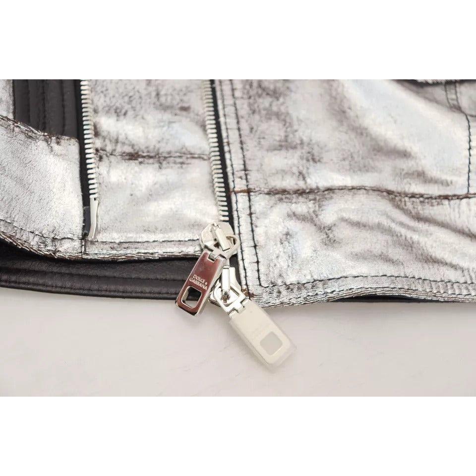 معطف بايكر جلد فضي من دولتشي آند غابانا مع سترة من جلد الحمل