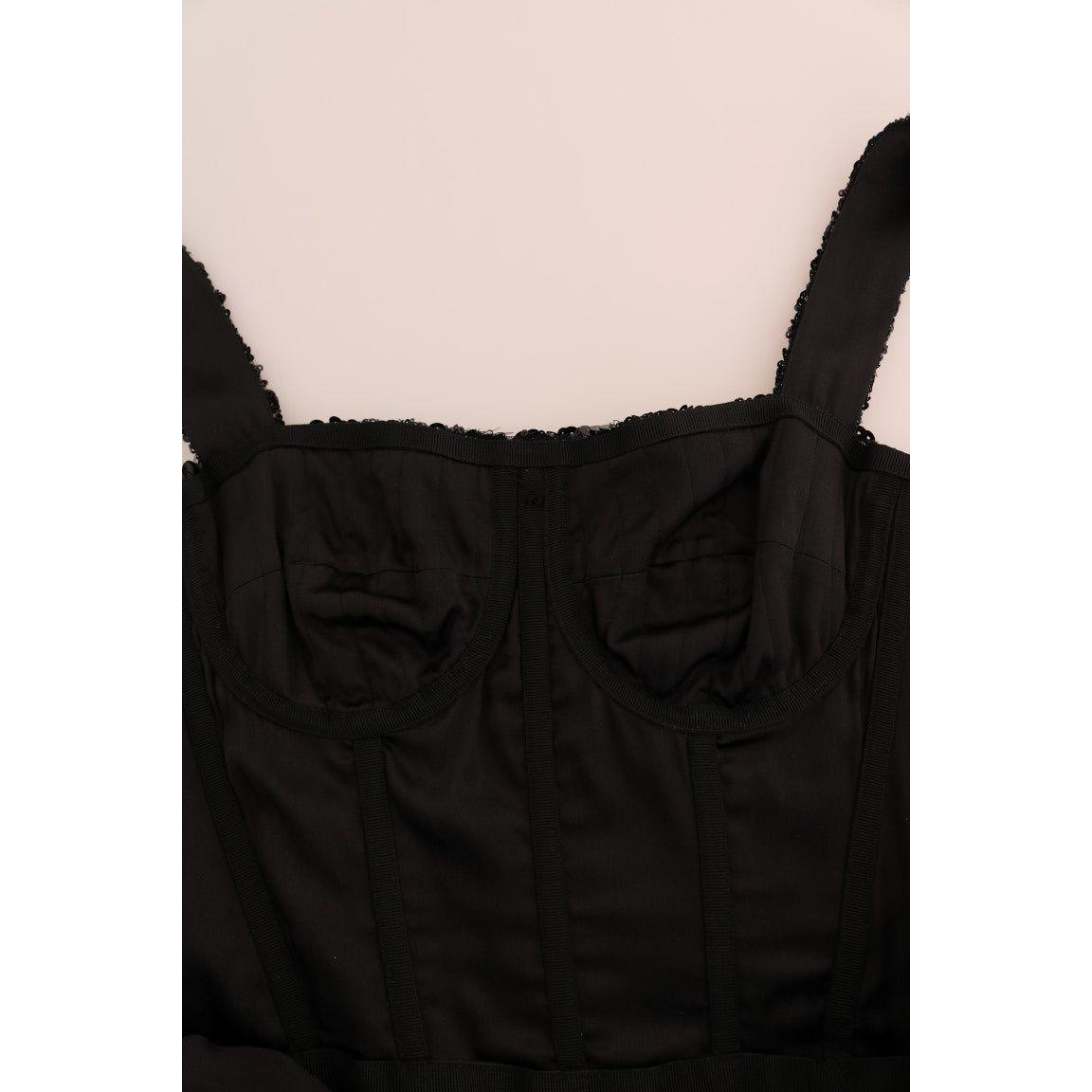 فستان منقط أنيق من دولتشي آند غابانا