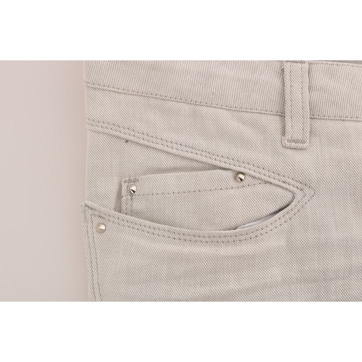 Chic White Slim-Fit Stretch Jeans