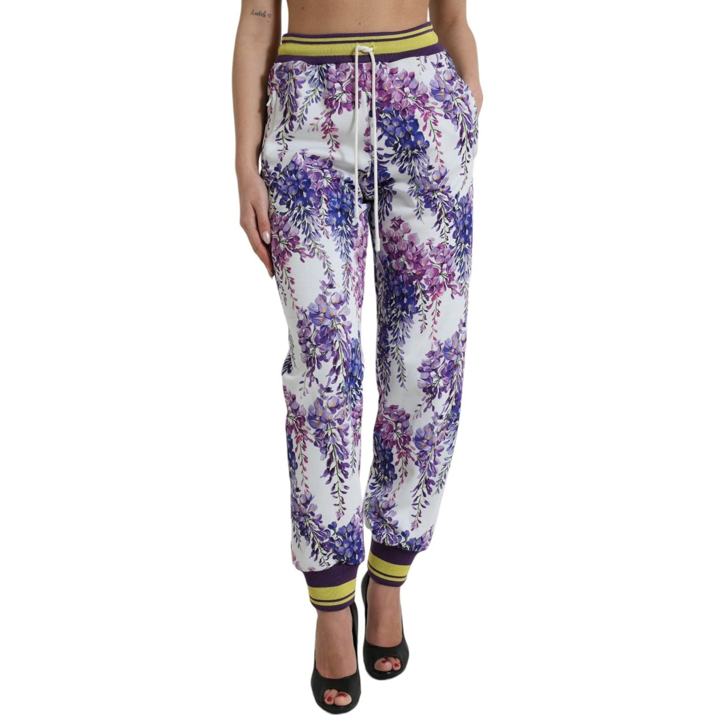 Dolce & GabbanaElegant Floral Jogger Pants for a Chic LookMcRichard Designer Brands£489.00