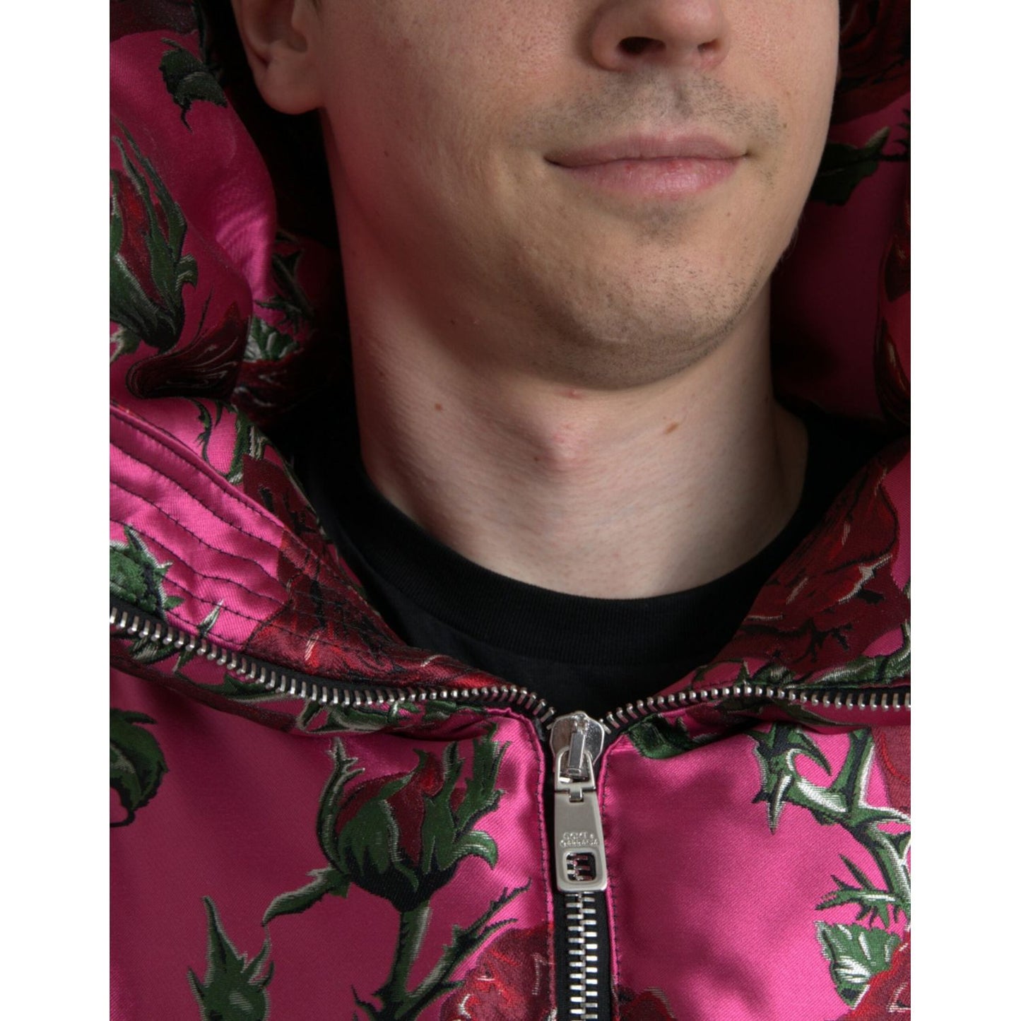 Dolce & Gabbana Elegant Rose Print Quilted Jacket pink-roses-pattern-hooded-padded-zip-jacket