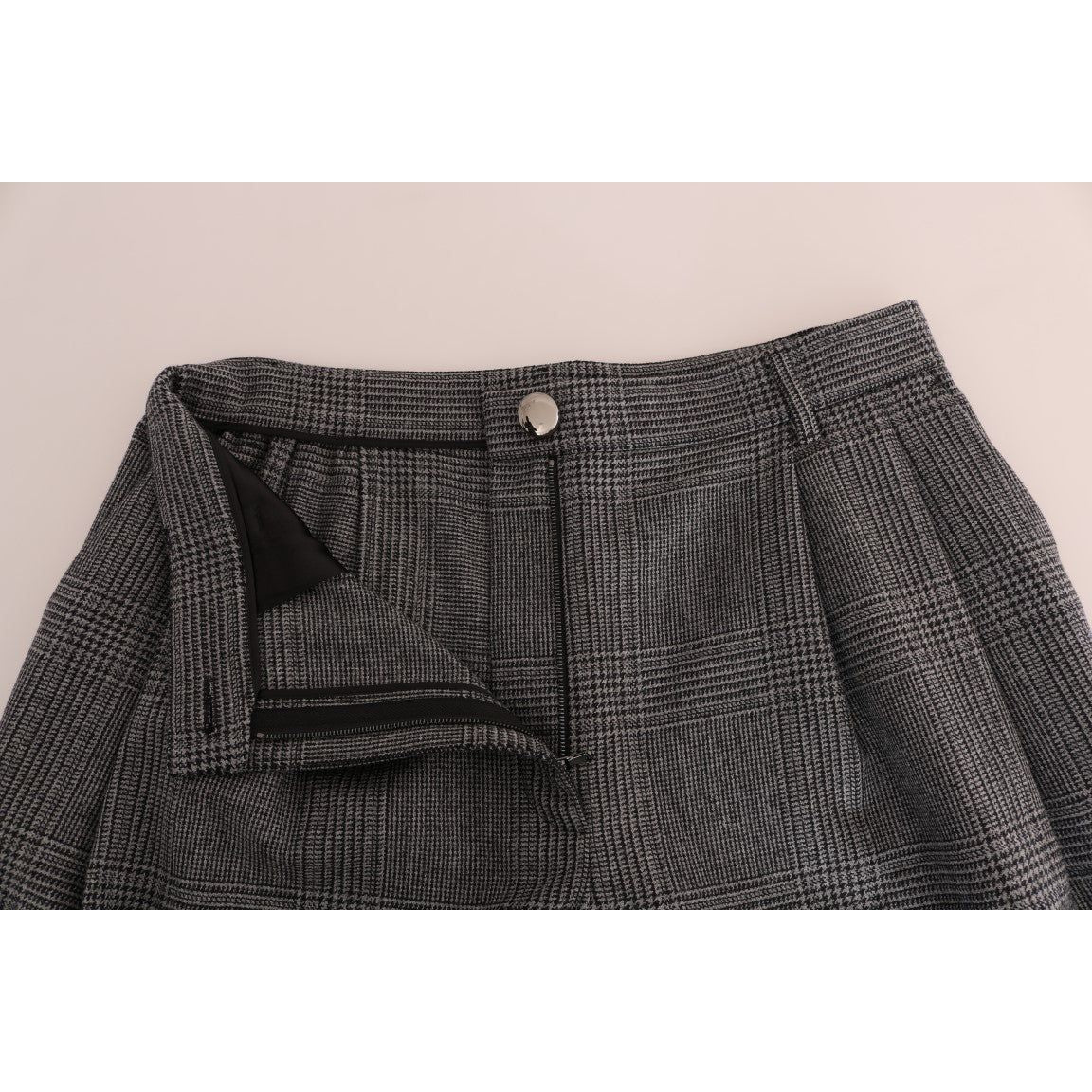 Elegant Gray Check Capri Wool Pants