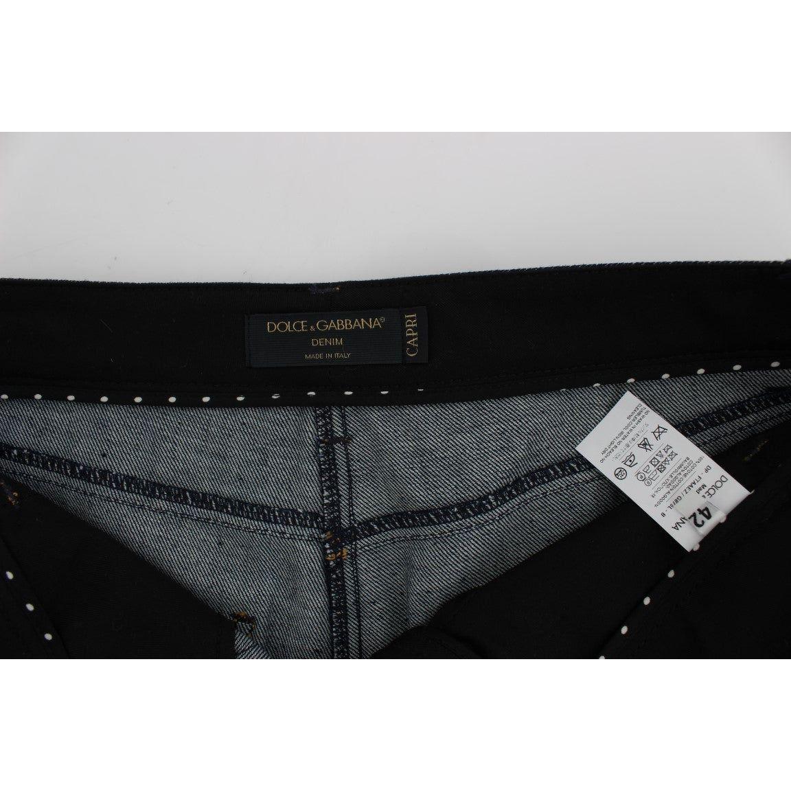 بنطلون جينز كابري مطرز من دولتشي آند غابانا لإطلالة أنيقة