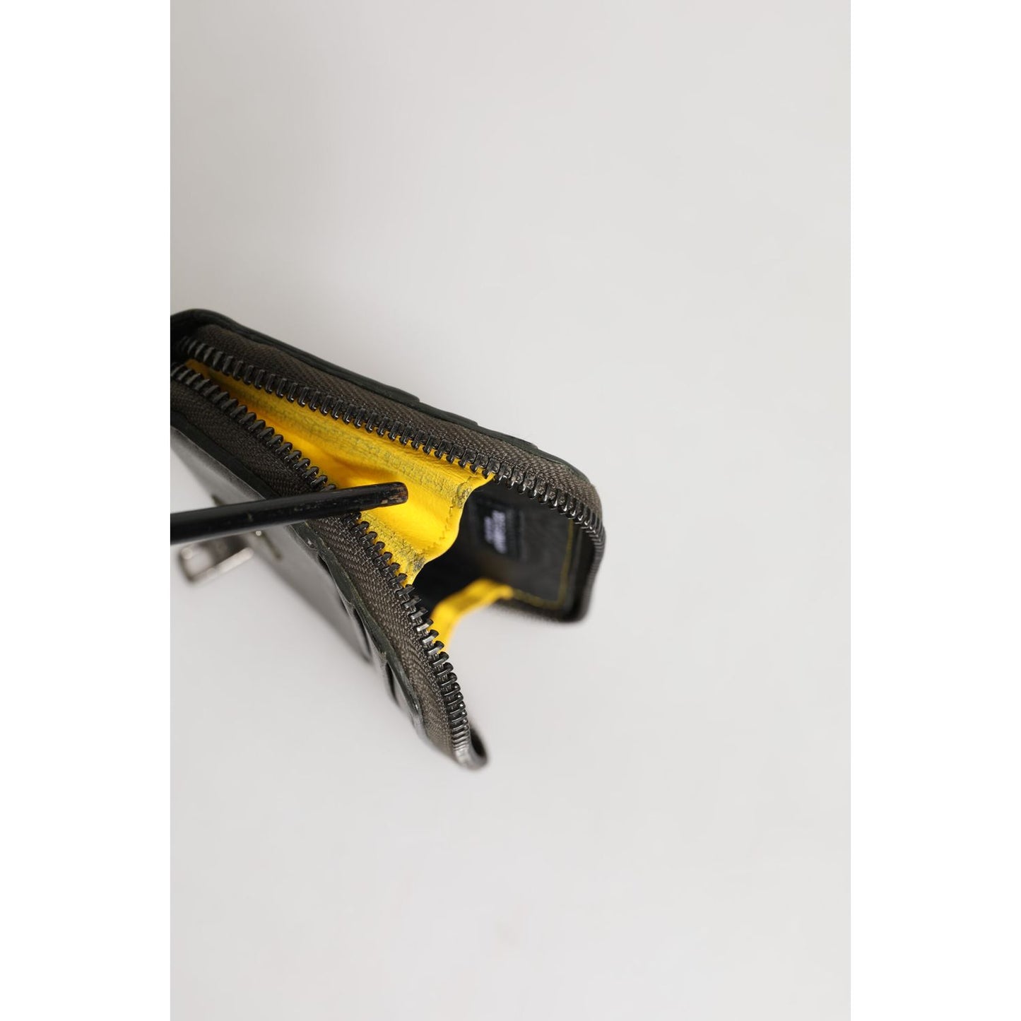 Dolce & Gabbana Brown Leather Logo Plaque Card Holder Coin Purse Wallet