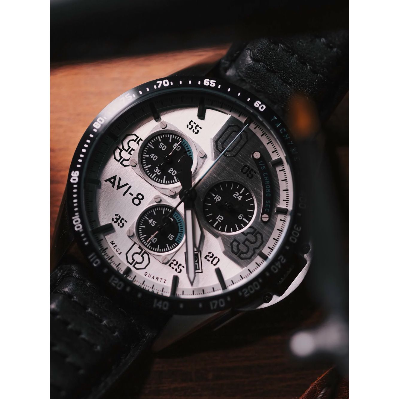AVI-8 Mod. AV-4077-01-5
