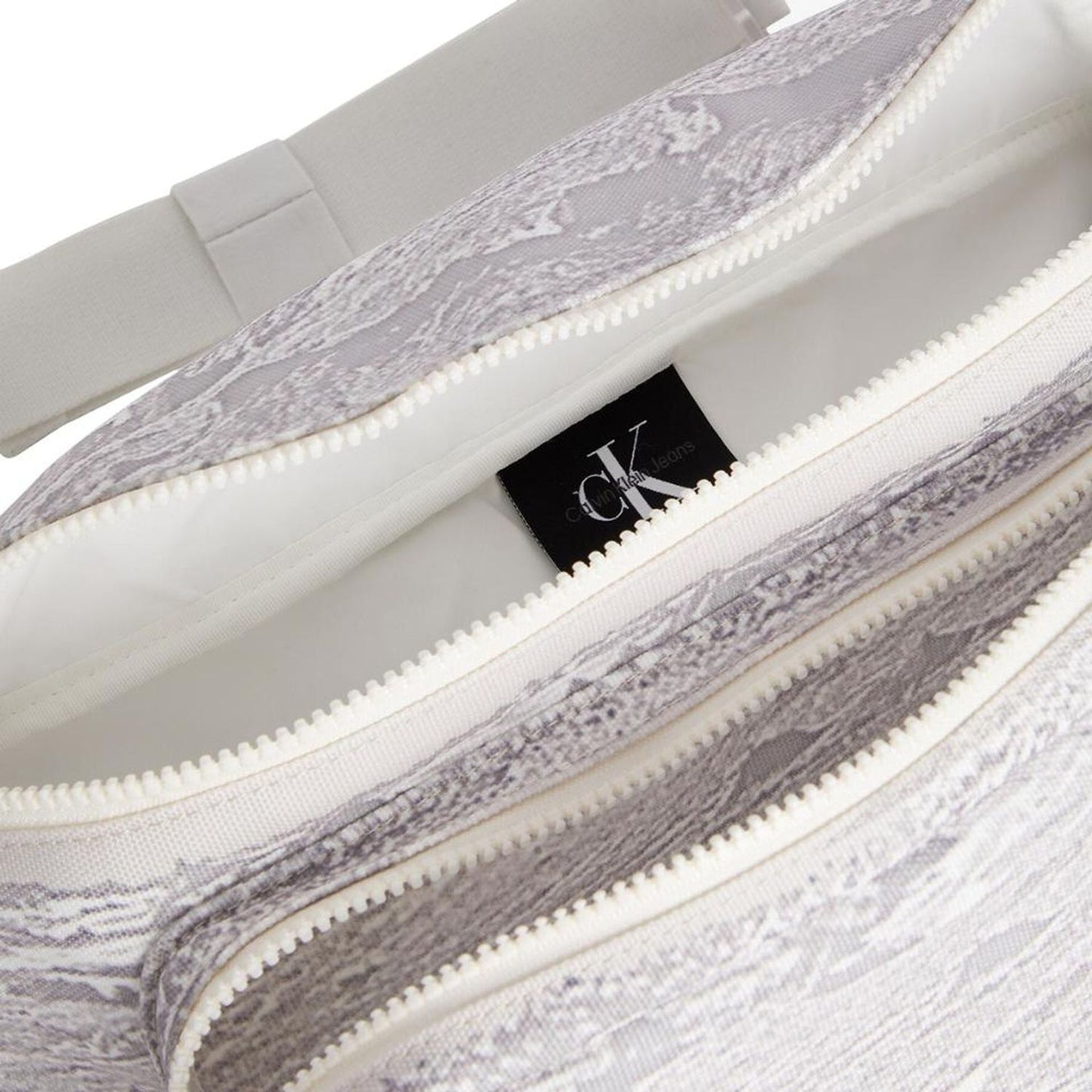 Calvin Klein Belt bag All Year,Bags,Belt bag,Calvin Klein,Category-Bags,Gender-Women,Handbags - Women - Bags,K50K510495_0GL,Men,Polyester,Subcategory-Handbag,Subcategory-Handbags,White,Women > Bags > Handbag,women >Bags,women>accessorries