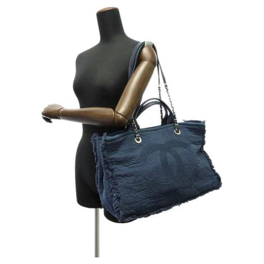 Chanel Chanel Pre-owned Blue  Shoulder Bag blue-shoulder-bag
