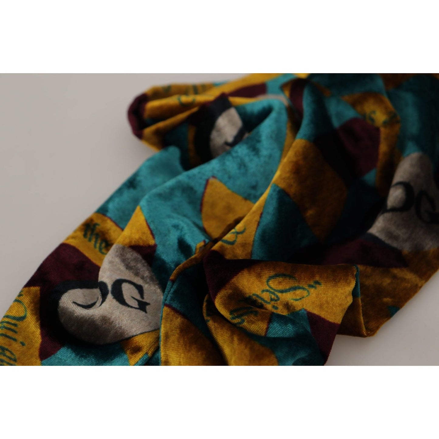 Dolce & Gabbana Elegant Multicolor Silk Blend Men's Scarf multicolor-dg-logo-print-shawl-wrap-fringe-scarf