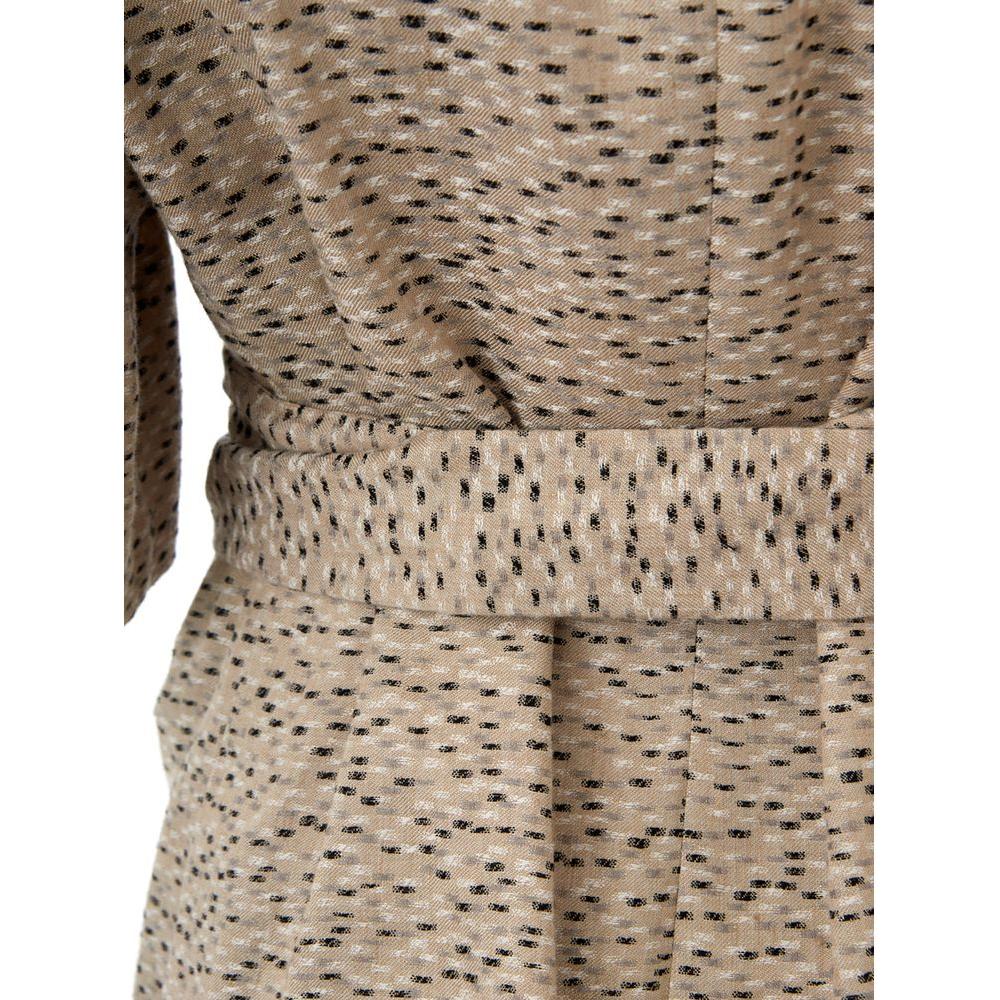 Lardini Chic Beige Linen Jacket elegant-beige-linen-jacket-for-women