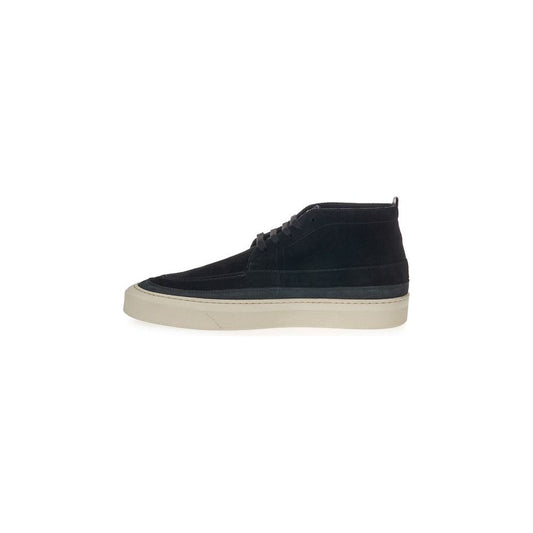 Chic Suede Sneakers in Timeless Black