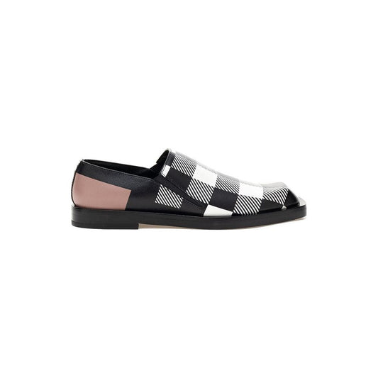 Burberry Elegant Two-Tone Leather Flats black-and-white-leather-flat-shoe