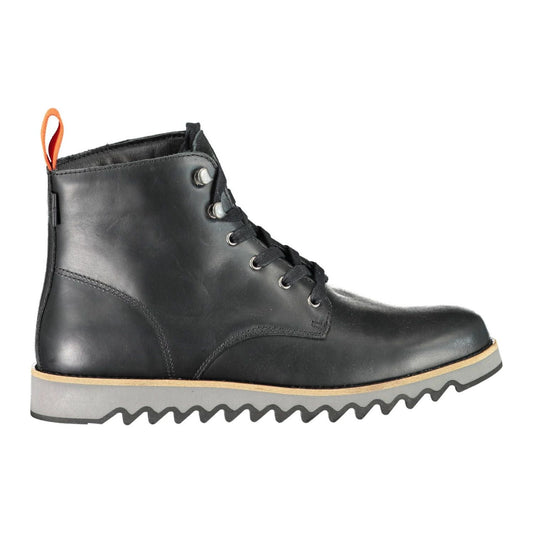 Levi's | Elevated Black Ankle Boots with Contrasting Sole| McRichard Designer Brands   