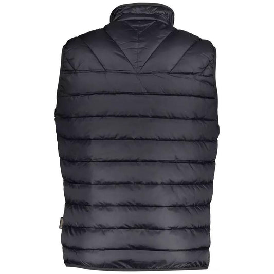Sleek Sleeveless Black Outdoor Vest