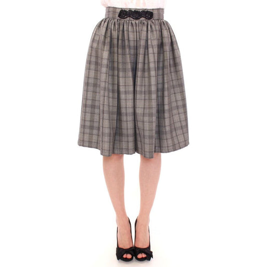 NOEMI ALEMÁN Elegant Gray Checkered Wool Shorts Skirt gray-checkered-wool-shorts-skirt 220658-gray-checkered-wool-shorts-skirt.jpg