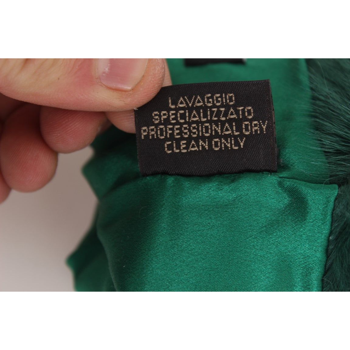 Dolce & Gabbana Elegant Elbow-Length Leather Gloves green-leather-xiangao-fur-elbow-gloves 332608-green-leather-xiangao-fur-elbow-gloves-7.jpg