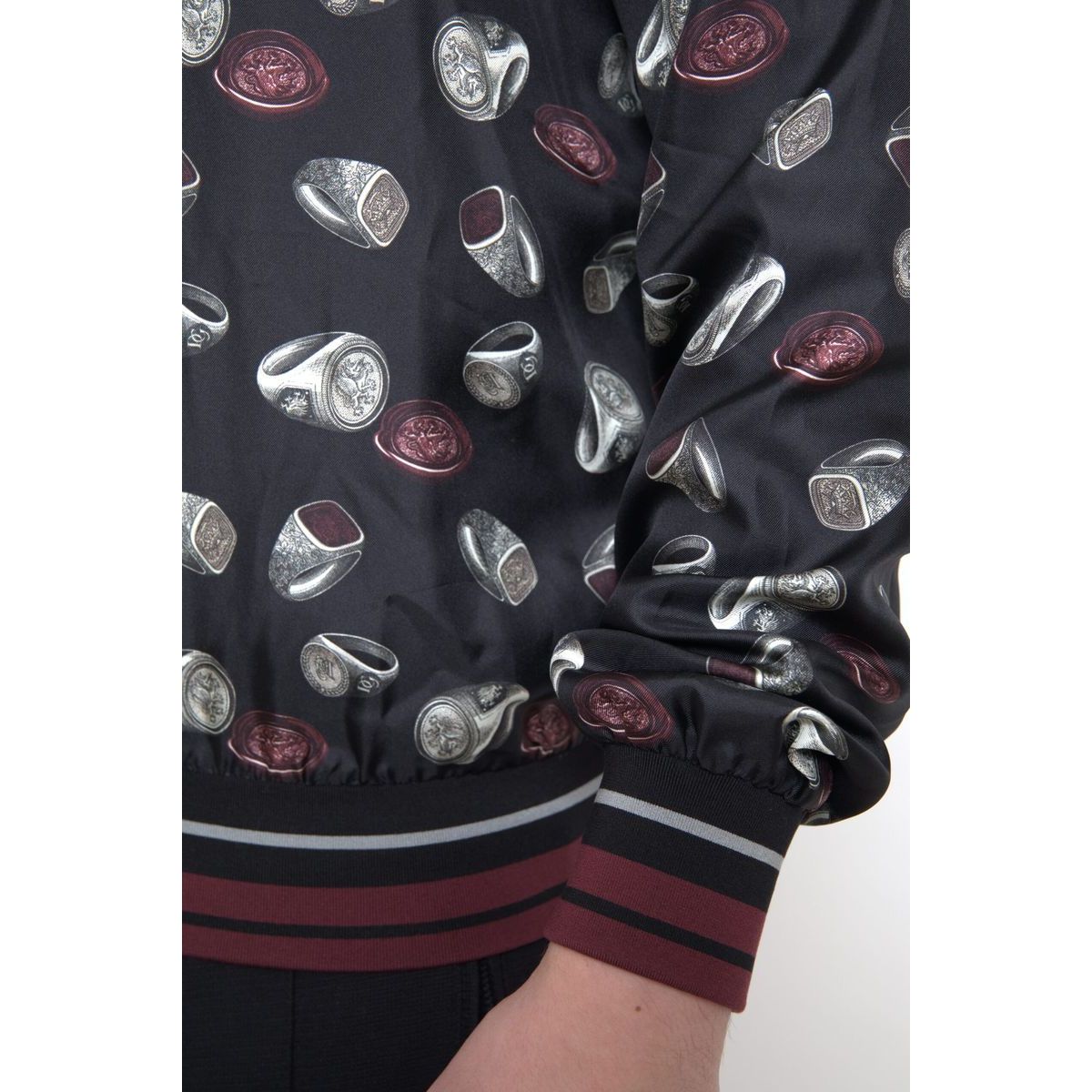 Dolce & GabbanaElegant Silk Crewneck Pullover - Black MulticolorMcRichard Designer Brands£629.00