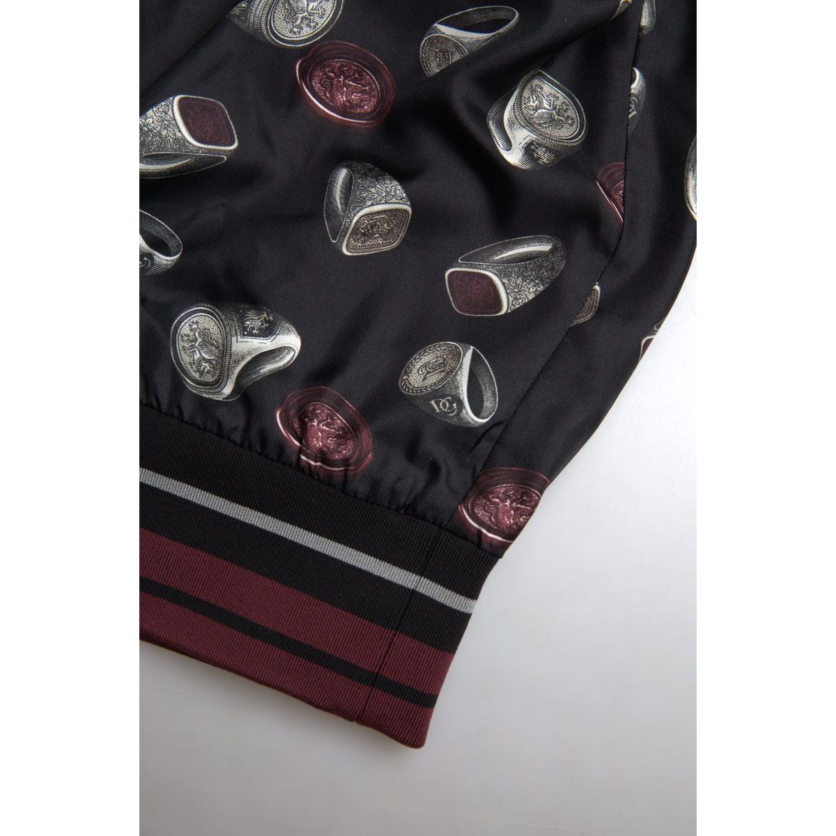 Dolce & Gabbana Elegant Silk Crewneck Pullover - Black Multicolor black-ring-print-silk-crewneck-sweater