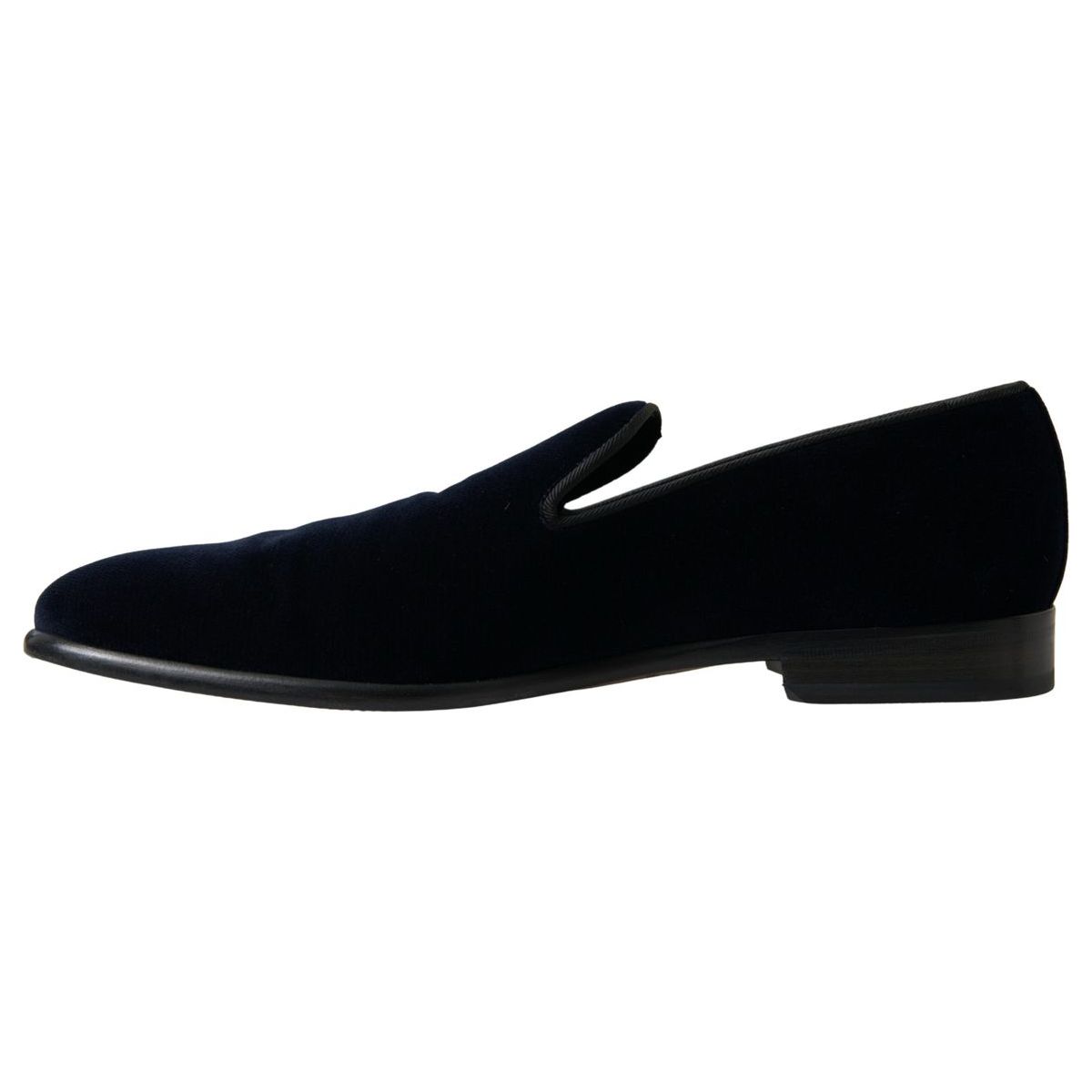Dolce & Gabbana Elegant Blue Velvet Loafers for Men blue-velvet-loafers-formal-shoes 465A8168-scaled-7dcfea92-98e_4b70782f-0694-4b1e-b3ff-982dbaf713e2.jpg