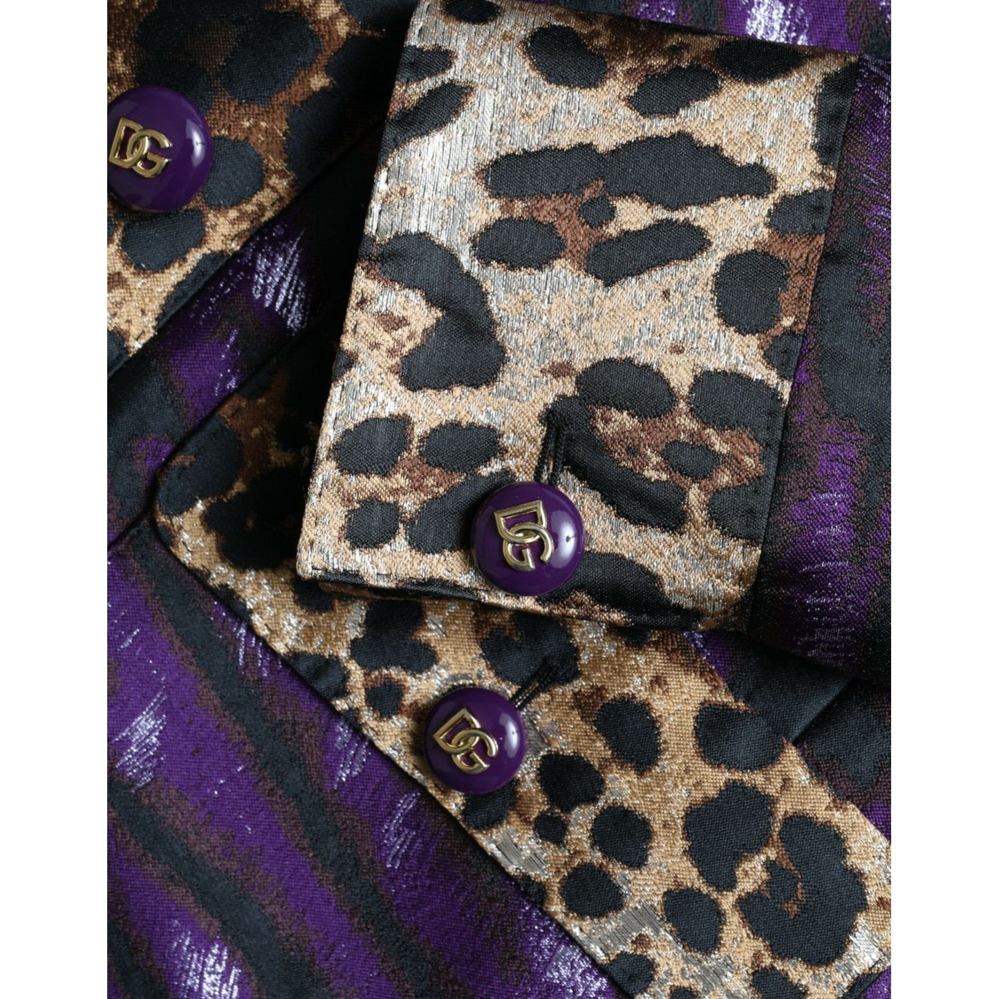 Dolce & Gabbana Exquisite Jacquard Trench With Tiger Motif purple-lame-jacquard-tiger-print-coat-jacket 465A9006-BG-scaled-9e356ce7-2e0.jpg