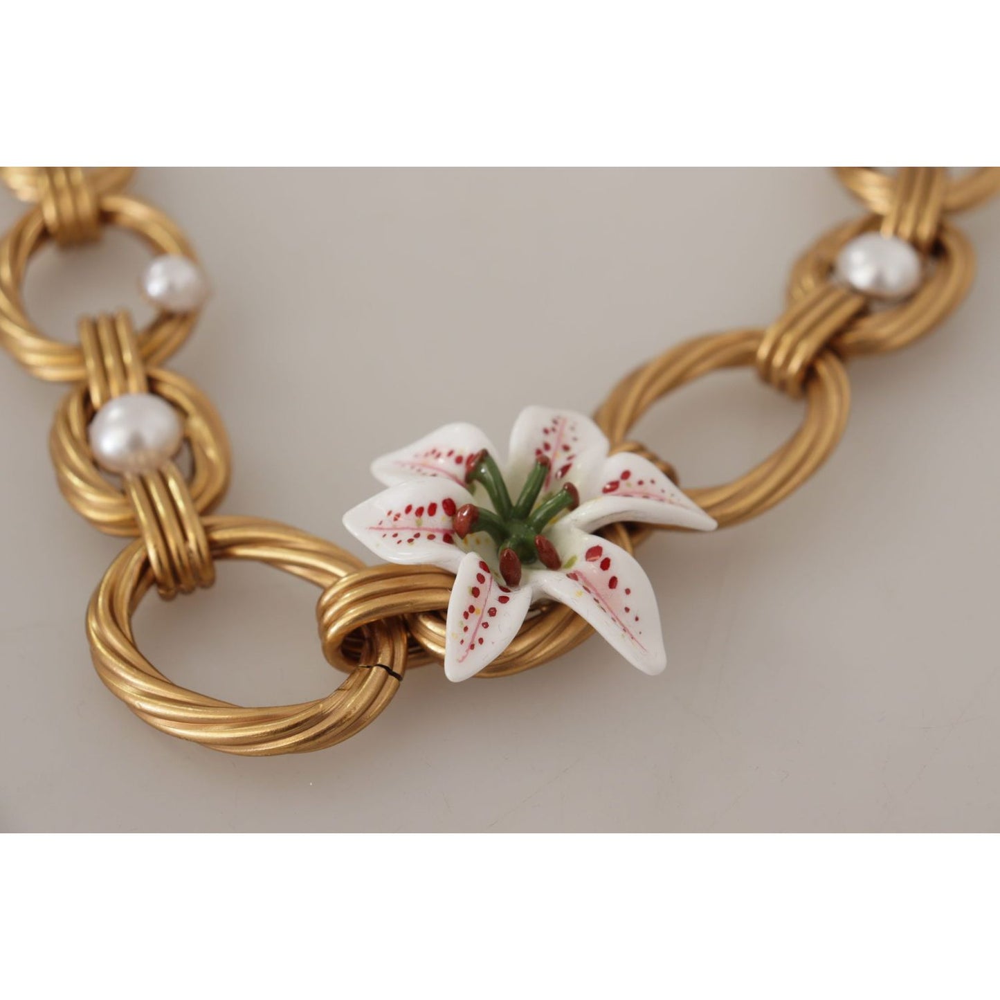 Dolce & Gabbana Elegant Gold Lilly Flower Pendant Necklace WOMAN NECKLACE gold-white-lily-floral-chain-statement-necklace