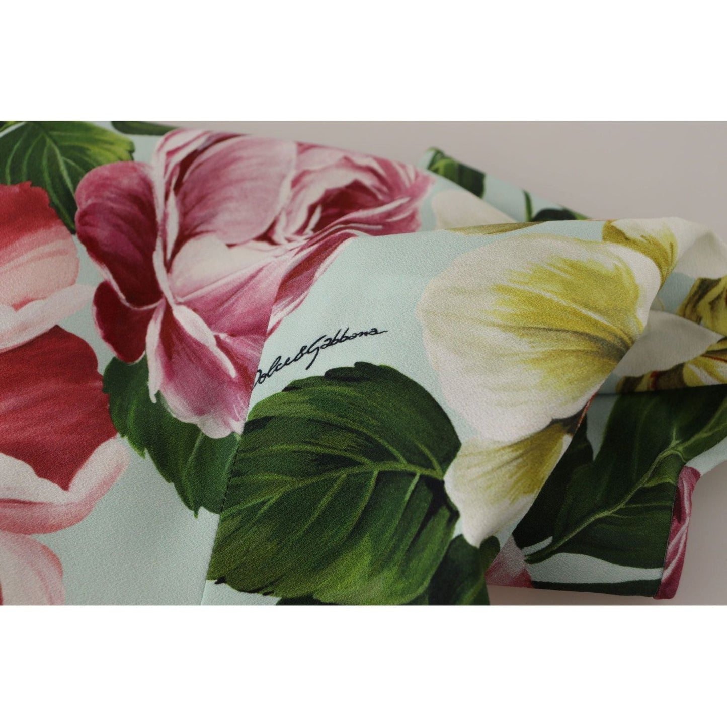 Dolce & GabbanaChic Round Neck Sleeveless Tank with Tropical Rose PrintMcRichard Designer Brands£589.00