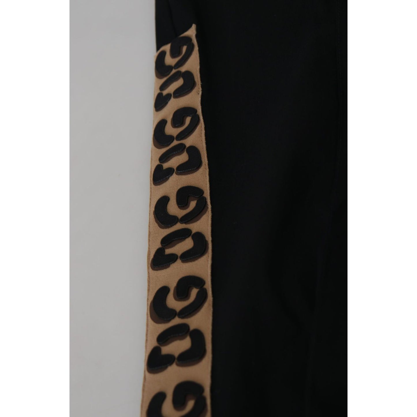 Dolce & Gabbana Elegant Leopard Print Cropped Pants black-cotton-elastic-waist-dg-logo-cropped-pants IMG_4861-scaled-6cd34251-529.jpg