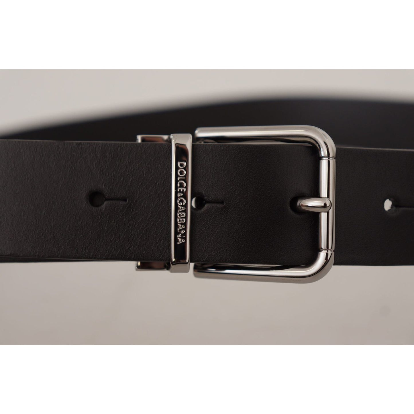 Dolce & Gabbana Elegant Black Leather Belt with Metal Buckle black-casual-calf-leather-logo-metal-buckle-belt