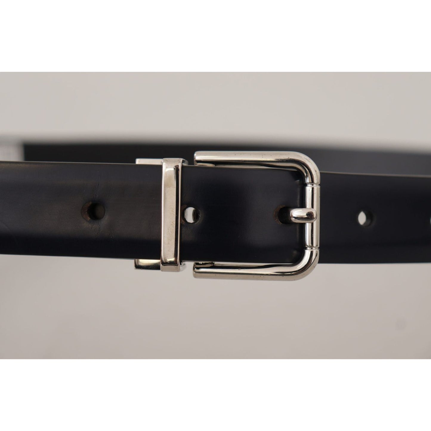 Dolce & Gabbana Elegant Leather Belt with Metal Buckle black-calf-leather-classic-logo-metal-buckle-belt
