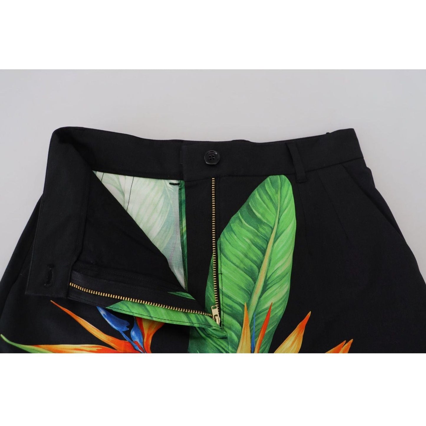 Dolce & Gabbana High Waist Hot Pants Shorts in Black Leaves Print black-leaves-print-high-waist-hot-pants-shorts
