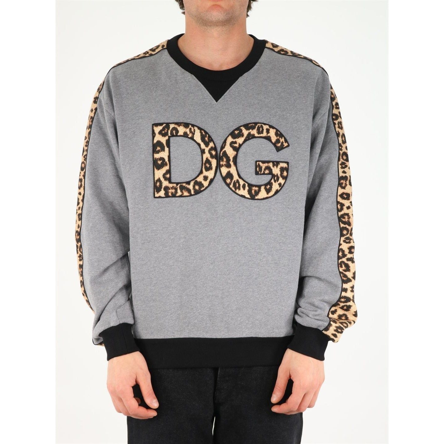 Dolce & Gabbana DG Animalier Print Sweatshirt MAN SWEATERS dg-animalier-print-sweatshirt MjgwOTgx_5612bd1b-0547-4bd3-82bc-47c42f984e23.jpg