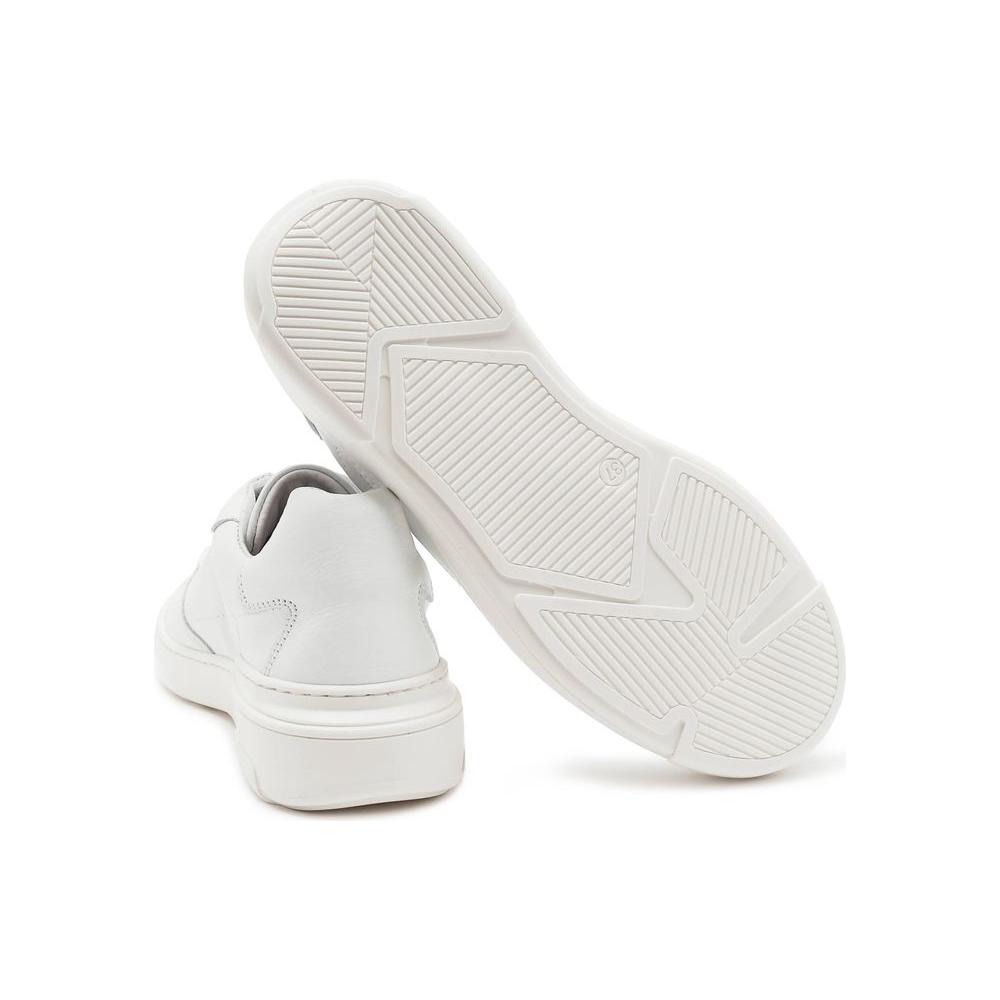 Liviana Conti Elegant White Leather Sneakers with Gold Accents white-leather-sneaker-2
