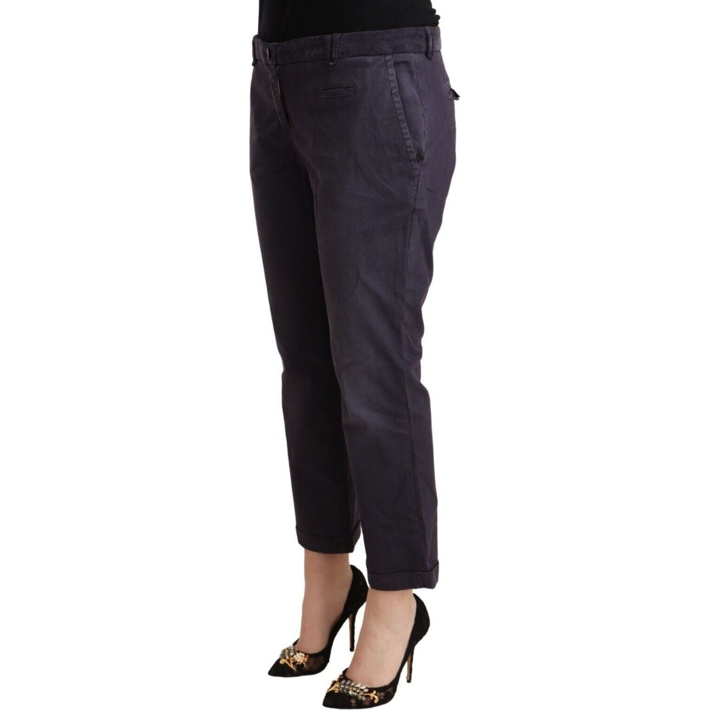 JuccaChic Low Waist Cropped Pants in BlackMcRichard Designer Brands£209.00